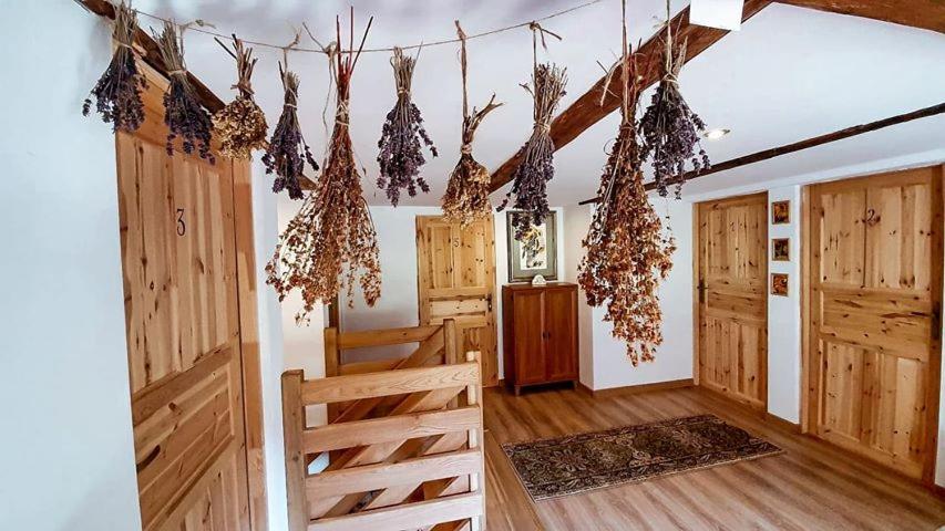 Pokoje Goscinne Art- Dworek กูโดวาสโดรยจ์ ภายนอก รูปภาพ